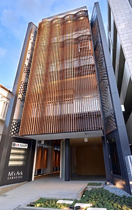 800年の”時”を感じる有料トイレ＠若宮大路