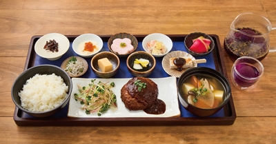 鎌倉紬御膳【お肉】