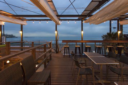 海沿いのキコリ食堂