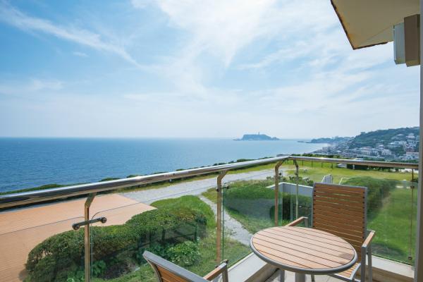 壮大な自然に包まれた特等席で 贅沢なやすらぎの時間を