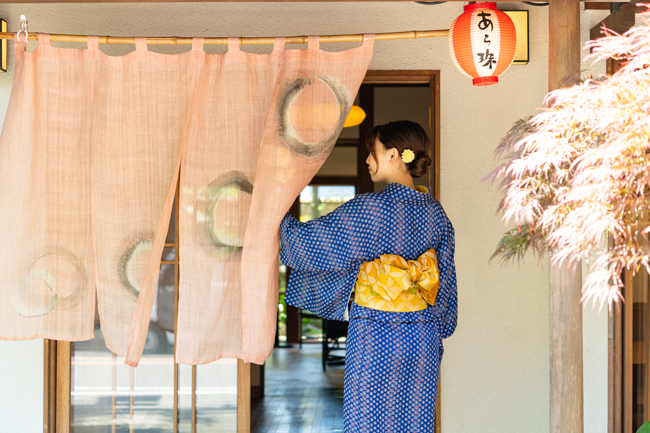 鶴岡八幡宮神前、四季の恵みを愉しむ和風庭園レストラン