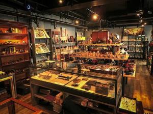 株式会社 初音美術 鎌倉店