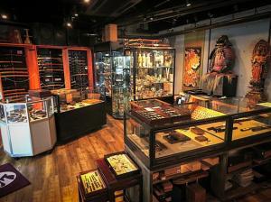 株式会社 初音美術 鎌倉店