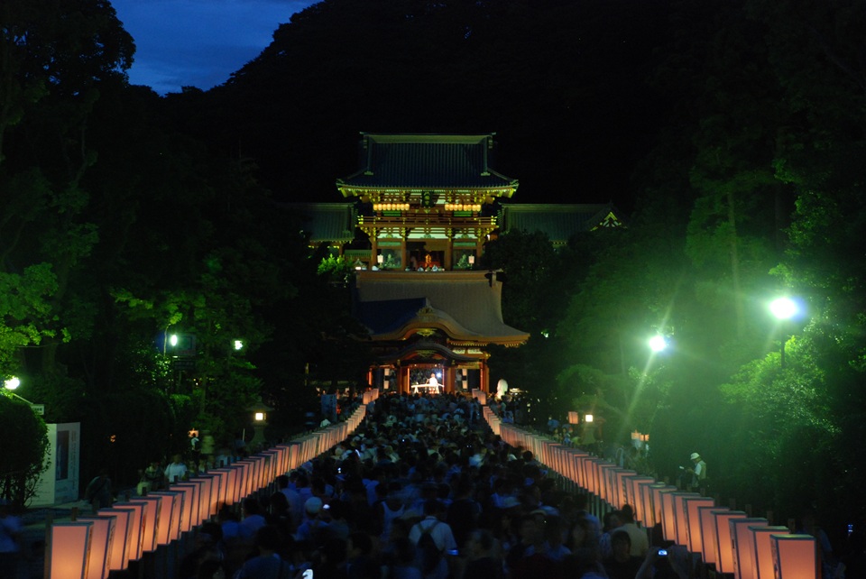ぼんぼり祭（鶴岡八幡宮）