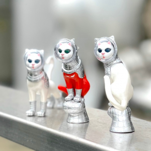 巨大な猫のモチーフ「SHIPS’S CAT」ご案内