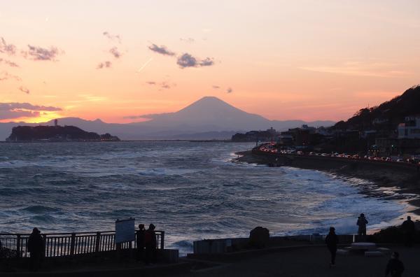 稲村ガ崎からの江の島